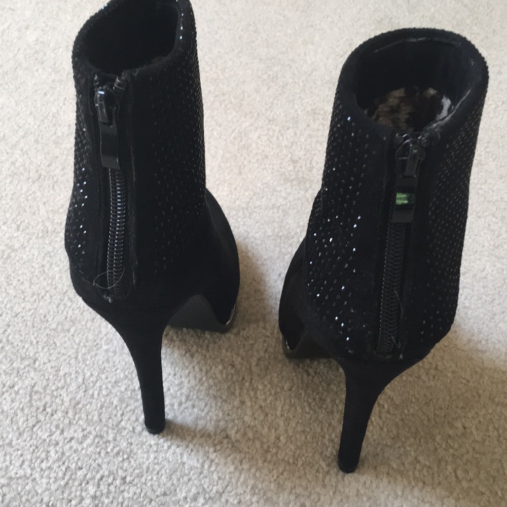 Black Suede stacked ankle boot Size 6 - Picture 3 of 6